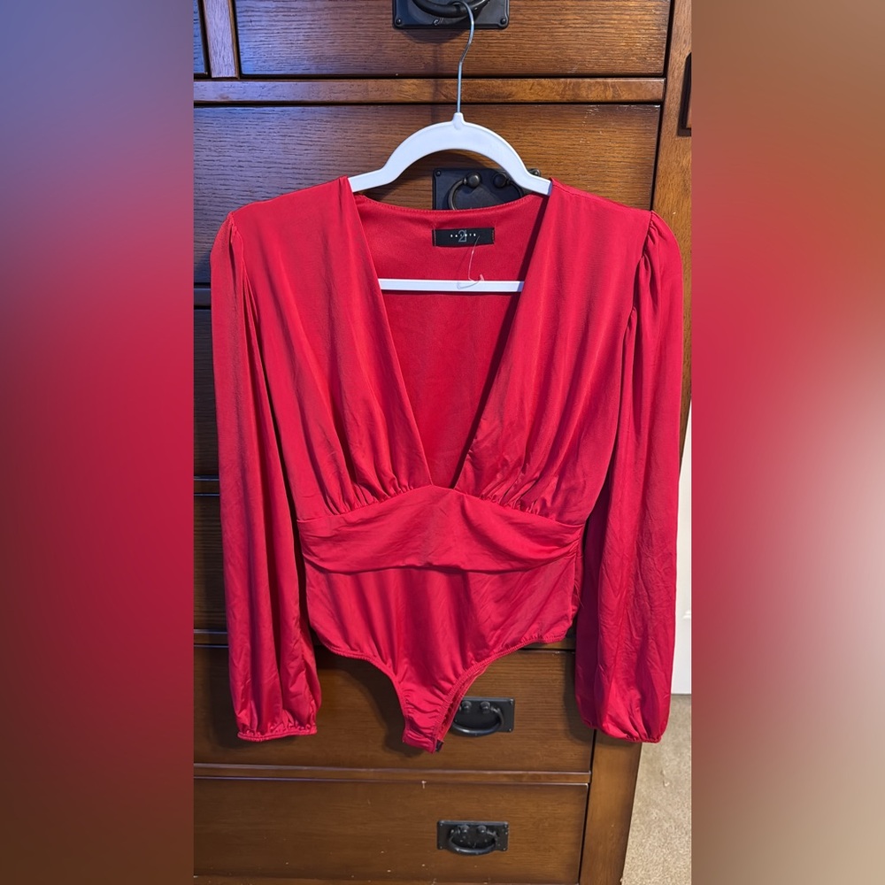 Chic Red Long Sleeve Bodysuit